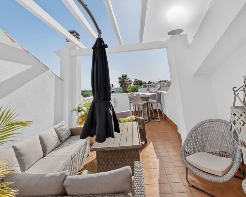 4 bedroom Apartment for sale in Bigastro with pool garage - € 250,000 (Ref: 9928647)