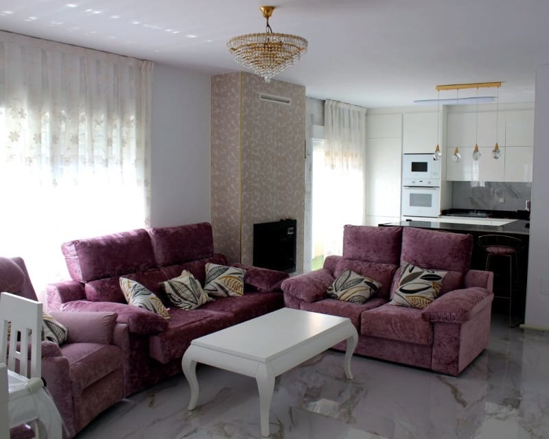 4 bedroom Villa for sale in Torre de la Horadada - € 590,000 (Ref: 9958790)