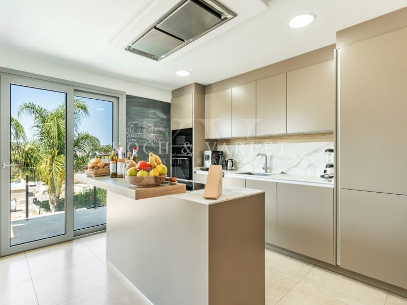 4 slaapkamer Villa te koop in Javea / Xabia met zwembad - € 1.150.000 (Ref: 10003819)