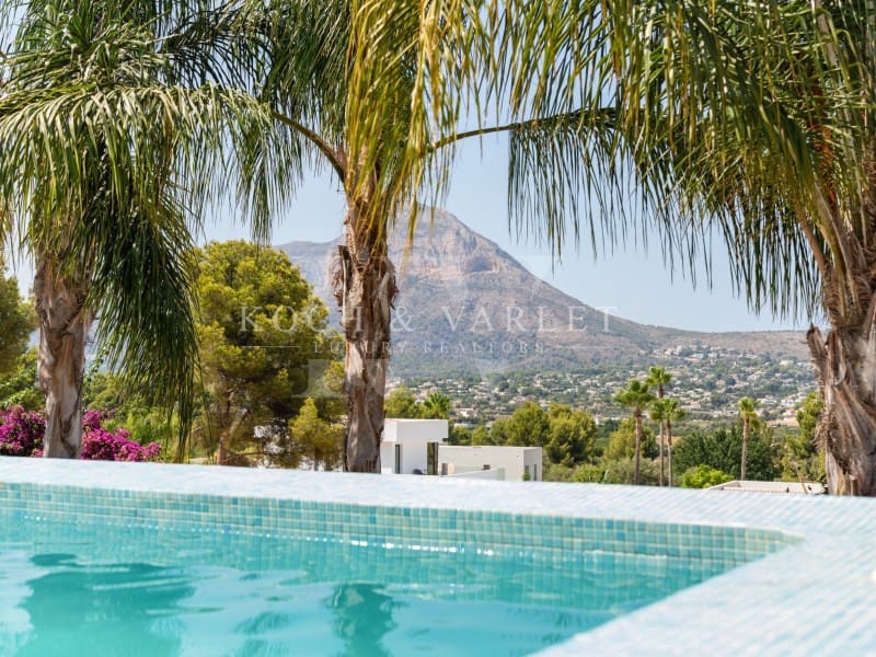 4 slaapkamer Villa te koop in Javea / Xabia met zwembad - € 1.150.000 (Ref: 10003819)