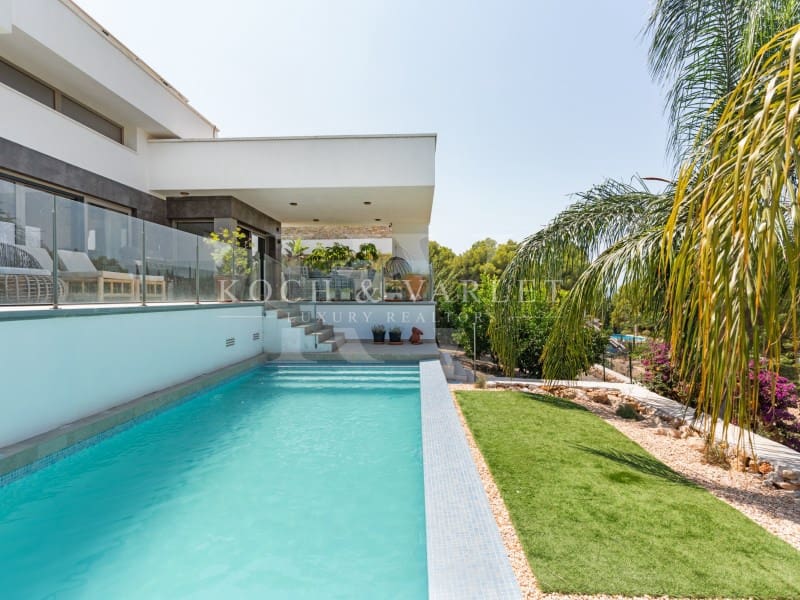 4 slaapkamer Villa te koop in Javea / Xabia met zwembad - € 1.150.000 (Ref: 10003819)