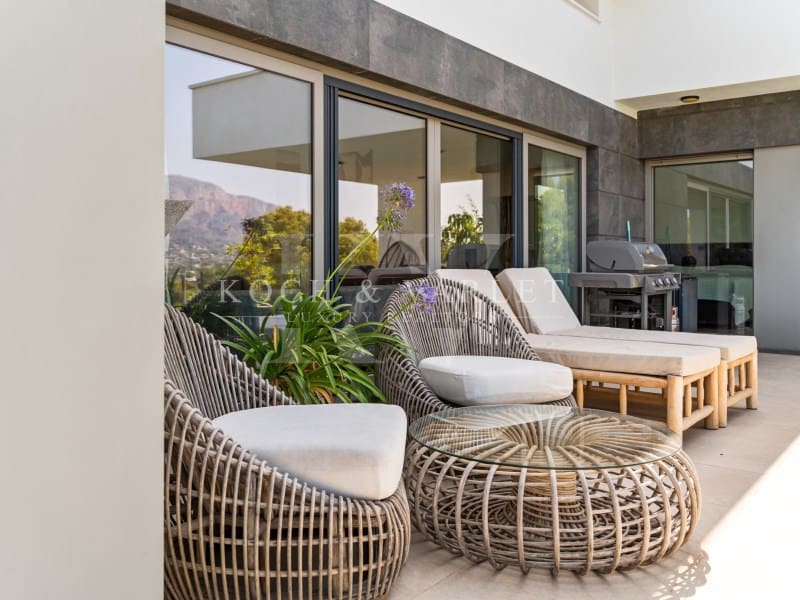 4 slaapkamer Villa te koop in Javea / Xabia met zwembad - € 1.150.000 (Ref: 10003819)