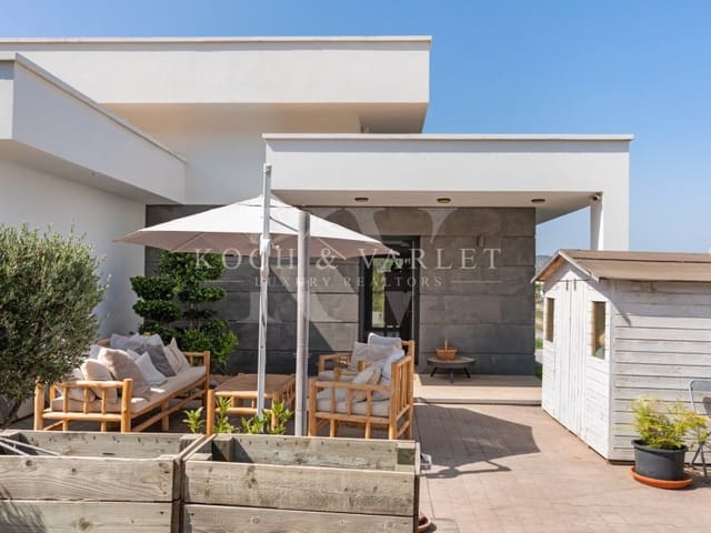 4 slaapkamer Villa te koop in Partides comunes - Adsubia, Javea / Xàbia met zwembad - € 1.150.000 (Ref: 10003819)