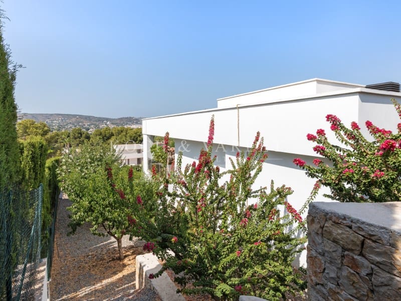 4 slaapkamer Villa te koop in Javea / Xabia met zwembad - € 1.150.000 (Ref: 10003819)