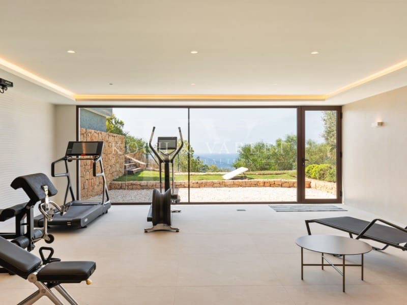 4 soveværelse Villa til salg i Javea / Xabia med swimmingpool garage - € 5.400.000 (Ref: 10008877)