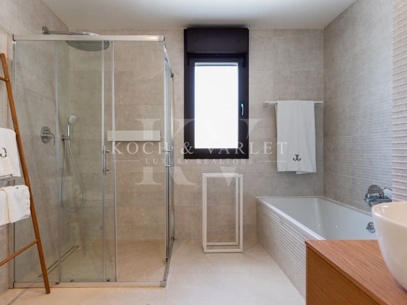 4 bedroom Villa for sale in Javea / Xabia with pool garage - € 5,400,000 (Ref: 10008877)