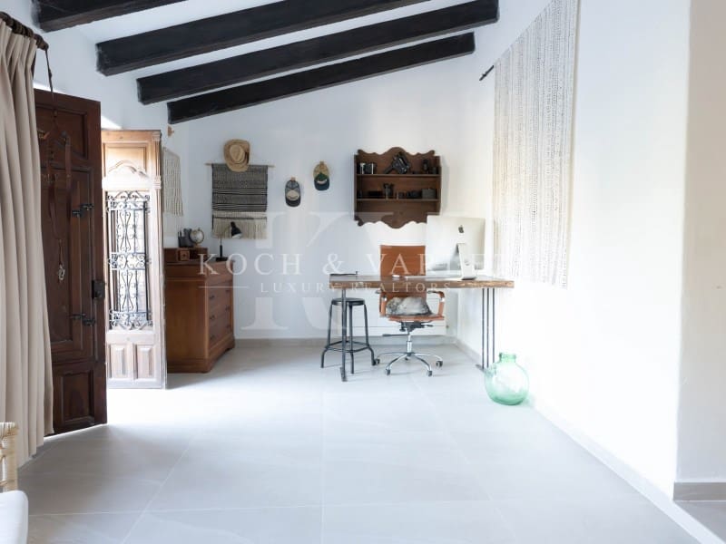 Chalet de 4 habitaciones en Calpe / Calp en venta con piscina garaje - 1.180.000 € (Ref: 10037183)