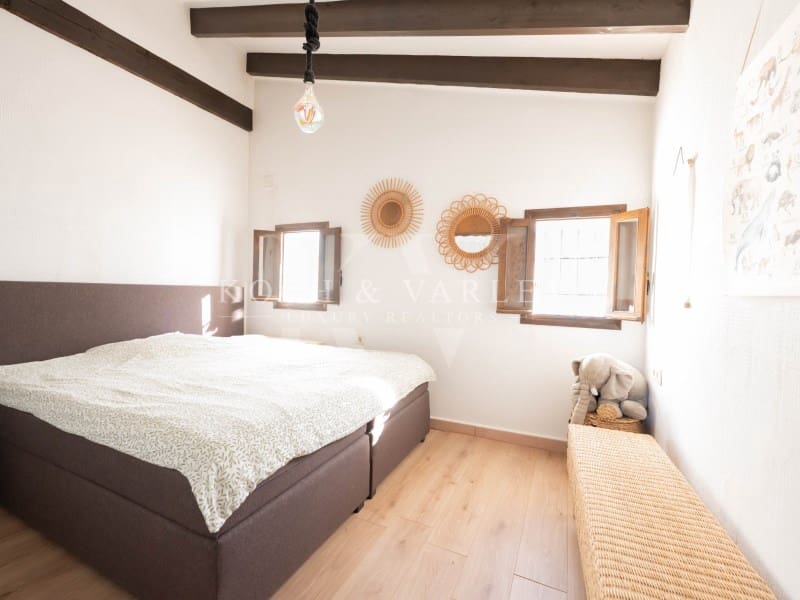 Chalet de 4 habitaciones en Calpe / Calp en venta con piscina garaje - 1.180.000 € (Ref: 10037183)