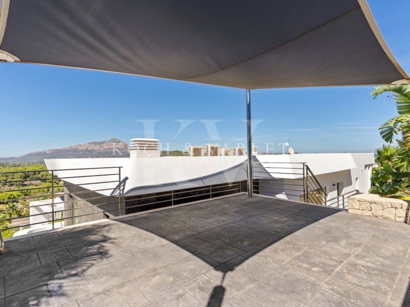 4 quarto Moradia para venda em Javea / Xabia com piscina - 1 695 000 € (Ref: 10086108)