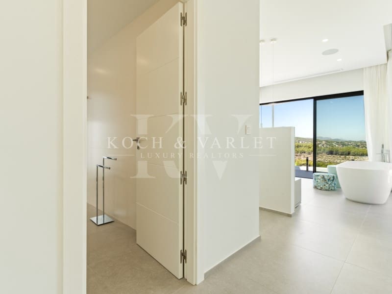 4 bedroom Villa for sale in Javea / Xabia with pool garage - € 1,695,000 (Ref: 10086108)