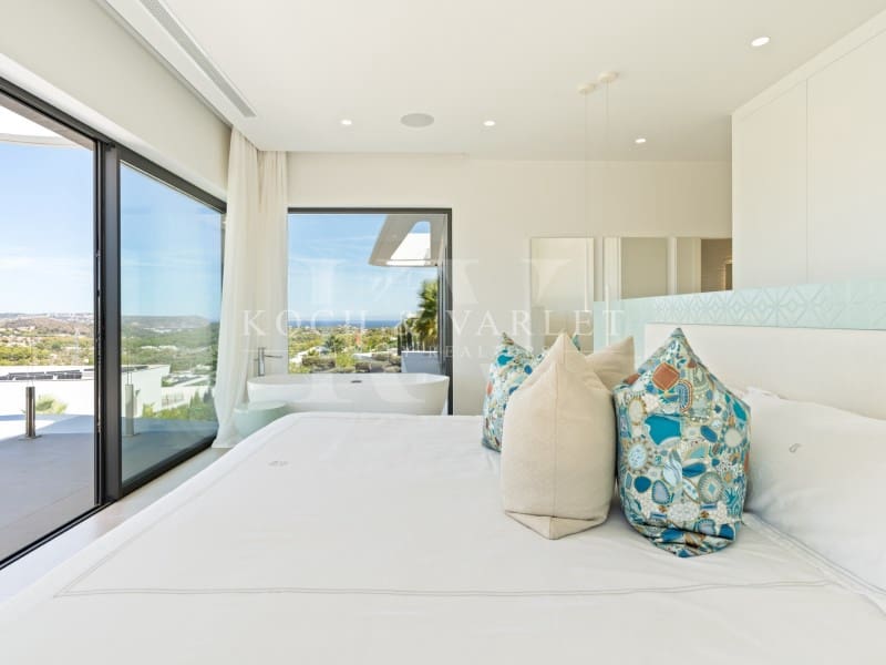 4 bedroom Villa for sale in Javea / Xabia with pool garage - € 1,695,000 (Ref: 10086108)