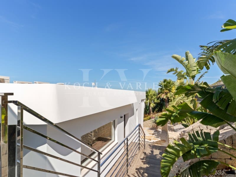4 bedroom Villa for sale in Javea / Xabia with pool garage - € 1,695,000 (Ref: 10086108)