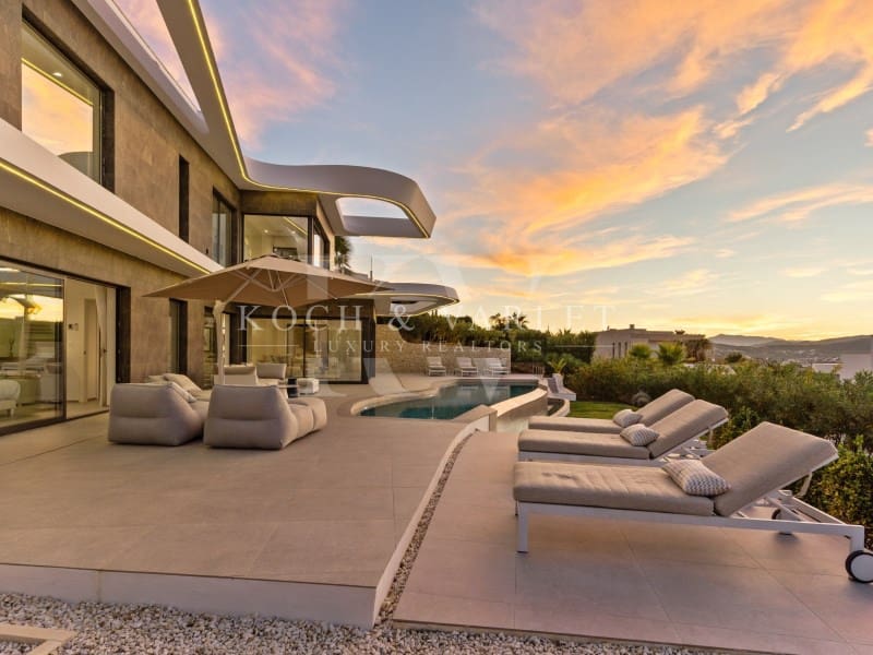 4 bedroom Villa for sale in Javea / Xabia with pool garage - € 1,695,000 (Ref: 10086108)
