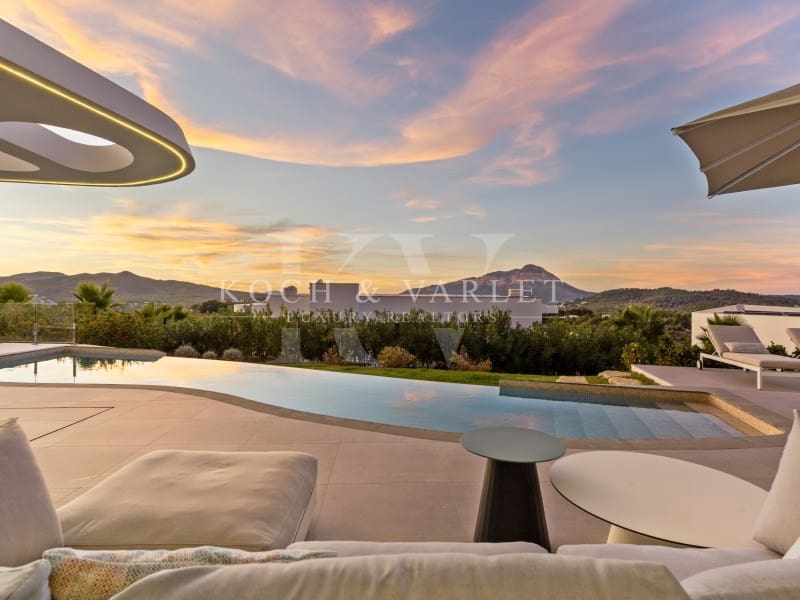 4 bedroom Villa for sale in Javea / Xabia with pool garage - € 1,695,000 (Ref: 10086108)