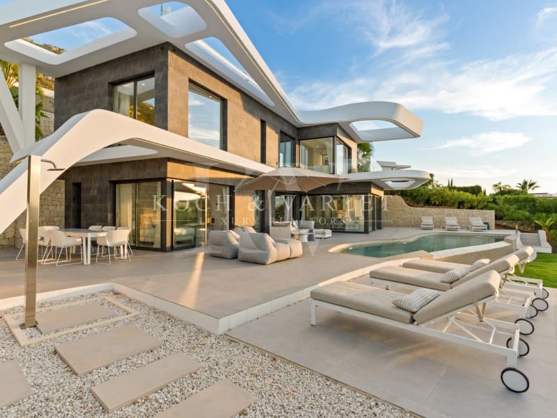 4 bedroom Villa for sale in Javea / Xabia with pool garage - € 1,695,000 (Ref: 10086108)