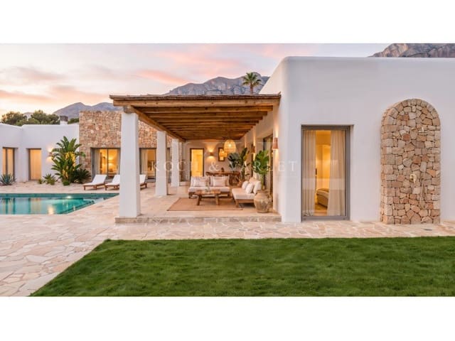 4 makuuhuone Huvila myytävänä paikassa Montgó - Ermita, Javea / Xàbia mukana uima-altaan 
autotalli - 1 980 000 € (Ref: 10086109)