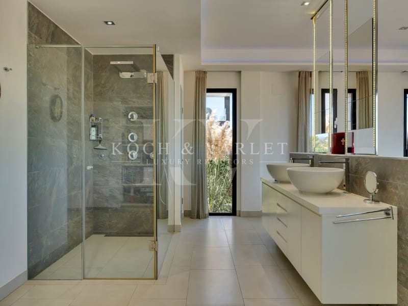 4 bedroom Villa for sale in Javea / Xabia with pool garage - € 1,695,000 (Ref: 10164885)