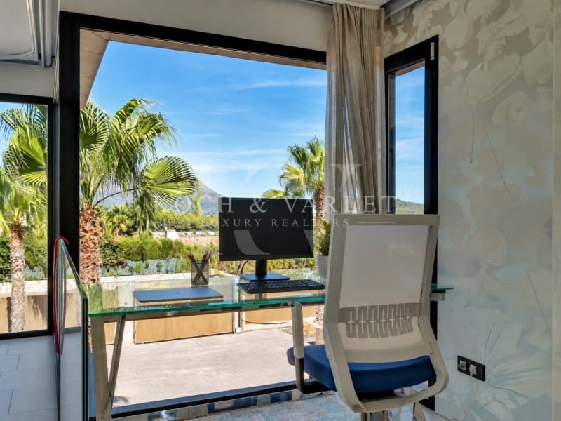 4 bedroom Villa for sale in Javea / Xabia with pool garage - € 1,695,000 (Ref: 10164885)