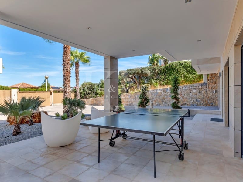 4 bedroom Villa for sale in Javea / Xabia with pool garage - € 1,695,000 (Ref: 10164885)