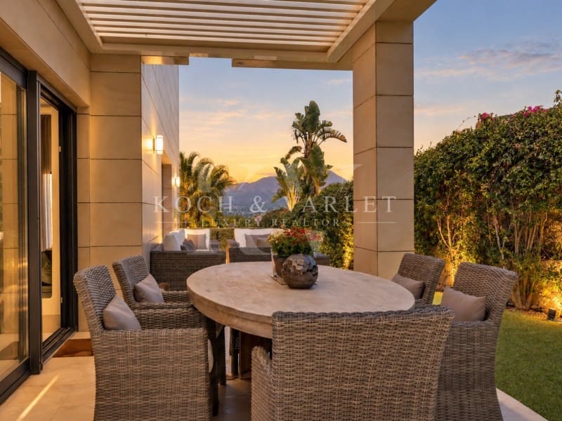 4 bedroom Villa for sale in Javea / Xabia with pool garage - € 1,695,000 (Ref: 10164885)