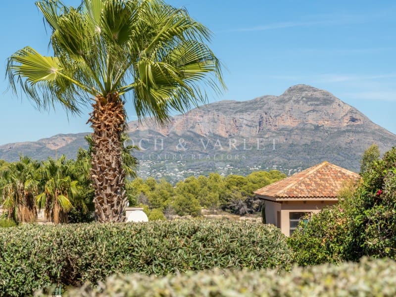 4 bedroom Villa for sale in Javea / Xabia with pool garage - € 1,695,000 (Ref: 10164885)