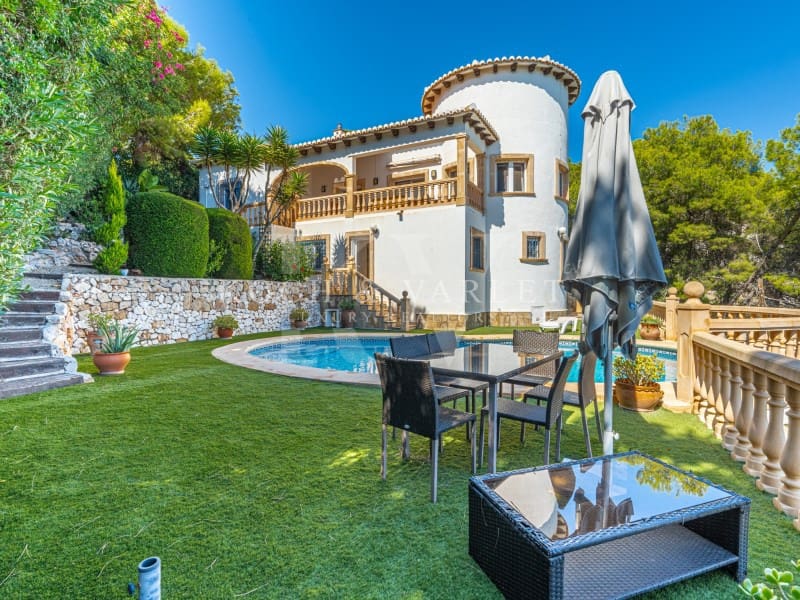 5 soverom Villa til salgs i Javea / Xabia med svømmebasseng - € 1 100 000 (Ref: 10171249)