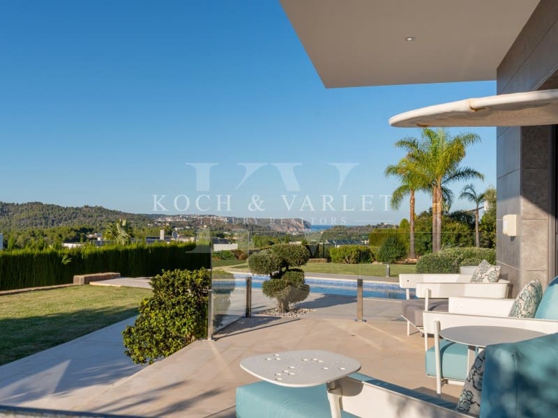 3 bedroom Villa for sale in Javea / Xabia with pool - € 1,795,000 (Ref: 10171250)