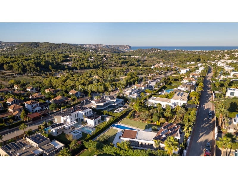 3 bedroom Villa for sale in Javea / Xabia with pool - € 1,795,000 (Ref: 10171250)