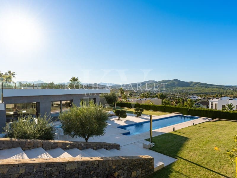 3 bedroom Villa for sale in Javea / Xabia with pool - € 1,795,000 (Ref: 10171250)