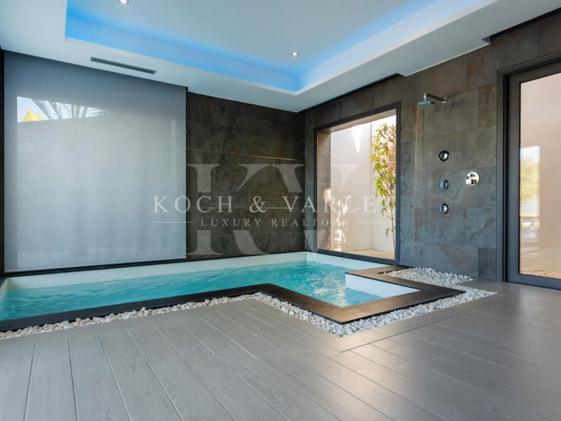 3 bedroom Villa for sale in Javea / Xabia with pool - € 1,795,000 (Ref: 10171250)