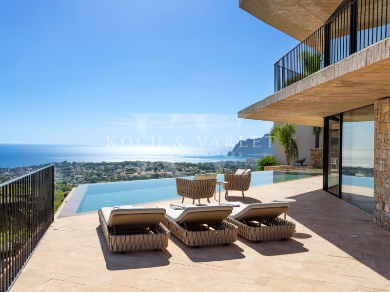 4 soveværelse Villa til salg i Benissa med swimmingpool - € 2.750.000 (Ref: 7361525)