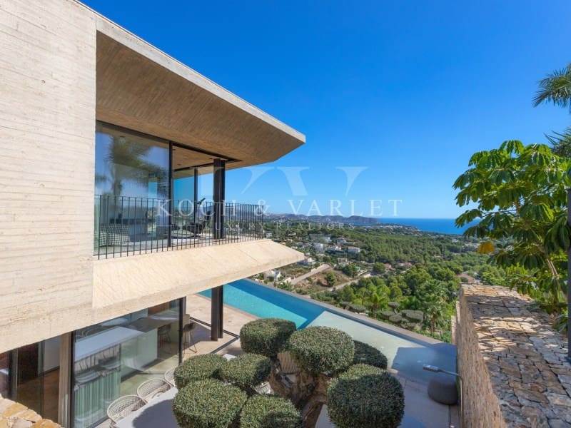 4 soveværelse Villa til salg i Benissa med swimmingpool - € 2.750.000 (Ref: 7361525)