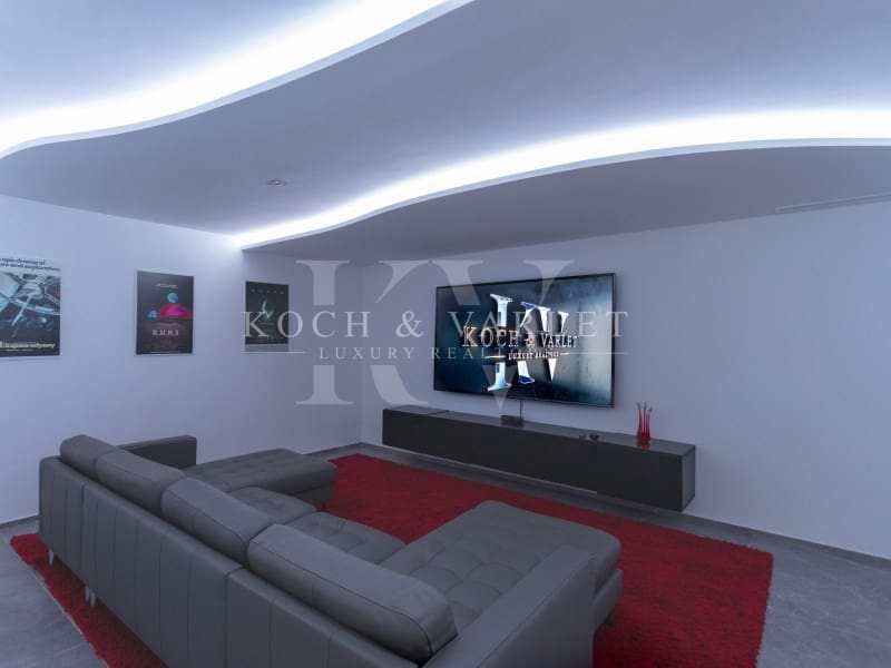 4 soveværelse Villa til salg i Javea / Xabia med swimmingpool garage - € 2.950.000 (Ref: 7361536)