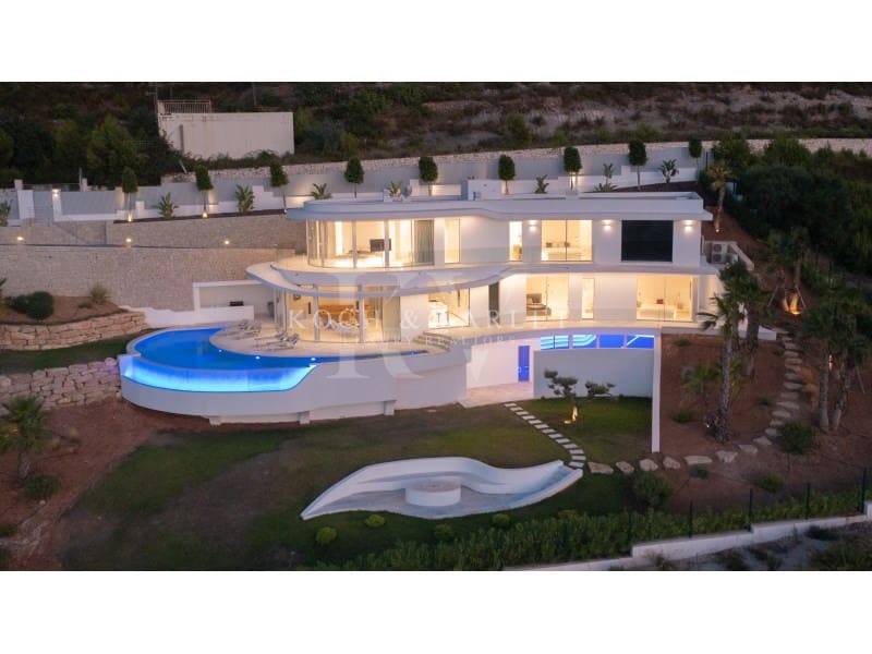 4 soveværelse Villa til salg i Javea / Xabia med swimmingpool garage - € 2.950.000 (Ref: 7361536)