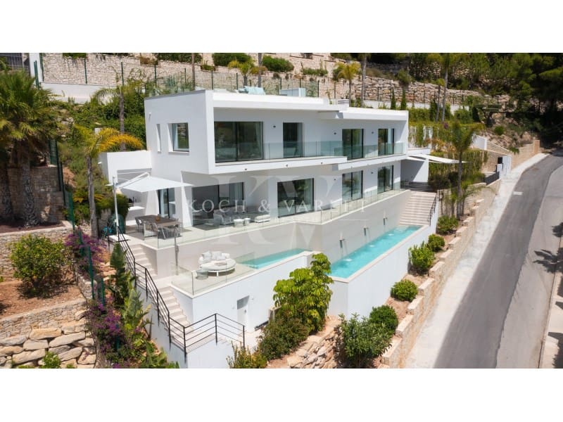 4 sypialnia Willa na sprzedaż w Javea / Xabia z basenem - 1 850 000 € (Ref: 7361572)