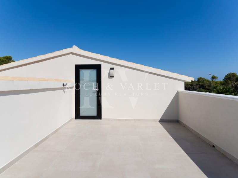 3 soveværelse Villa til salg i Denia med swimmingpool - € 1.600.000 (Ref: 7737050)