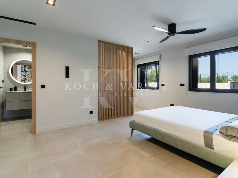 3 soveværelse Villa til salg i Denia med swimmingpool - € 1.600.000 (Ref: 7737050)