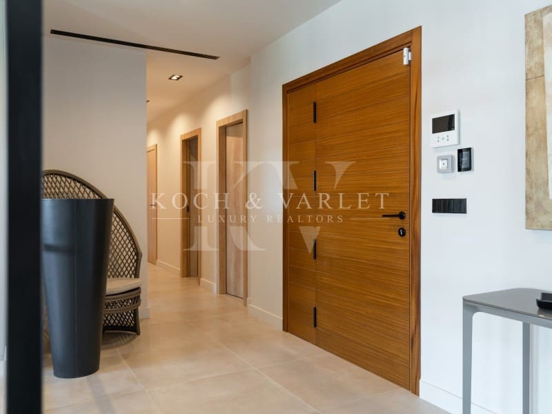 3 soveværelse Villa til salg i Denia med swimmingpool - € 1.600.000 (Ref: 7737050)