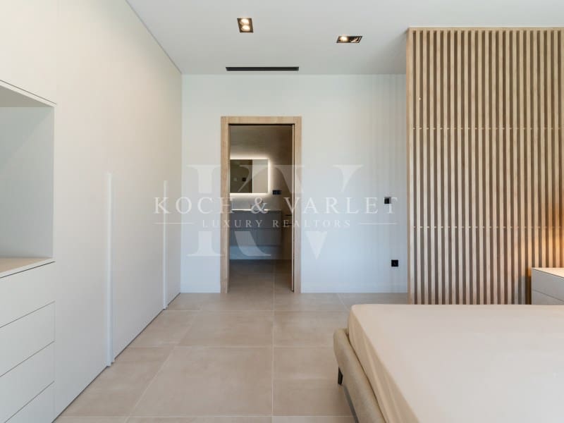 3 soveværelse Villa til salg i Denia med swimmingpool - € 1.600.000 (Ref: 7737050)