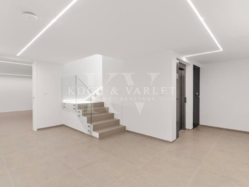 4 soveværelse Villa til salg i Javea / Xabia med swimmingpool garage - € 4.125.000 (Ref: 7737051)