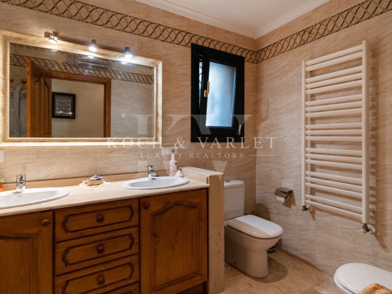 5 sypialnia Willa na sprzedaż w Benissa z basenem garażem - 2 200 000 € (Ref: 7825020)