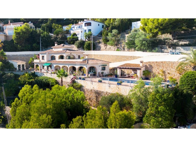 5 sypialnia Willa na sprzedaż w Benissa z basenem garażem - 2 200 000 € (Ref: 7825020)