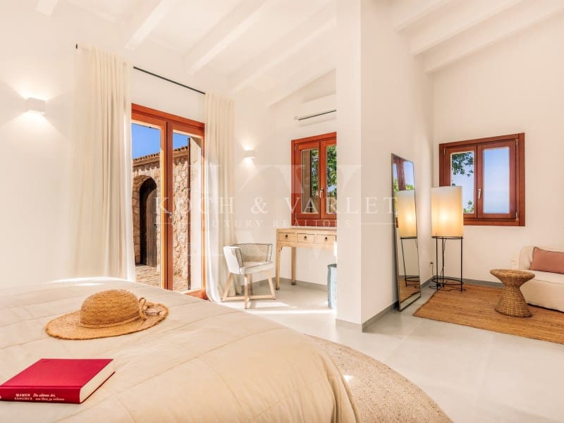 5 soveværelse Finca/Landehus til salg i Manacor med swimmingpool garage - € 3.000.000 (Ref: 7866378)