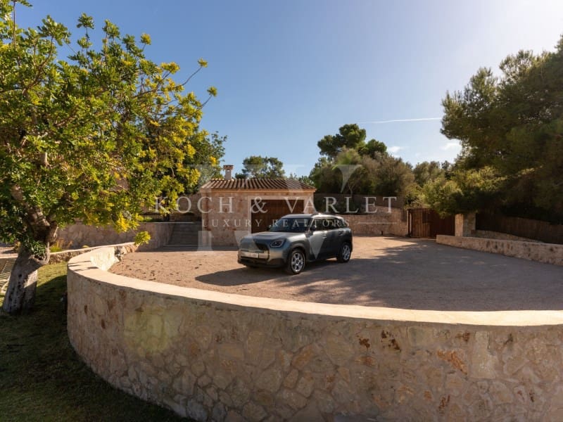 5 soveværelse Finca/Landehus til salg i Manacor med swimmingpool garage - € 3.000.000 (Ref: 7866378)