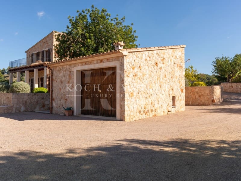 5 soveværelse Finca/Landehus til salg i Manacor med swimmingpool garage - € 3.000.000 (Ref: 7866378)