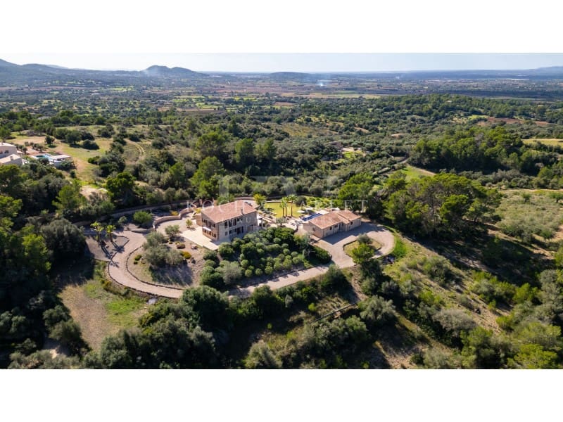 5 soveværelse Finca/Landehus til salg i Manacor med swimmingpool garage - € 3.000.000 (Ref: 7866378)