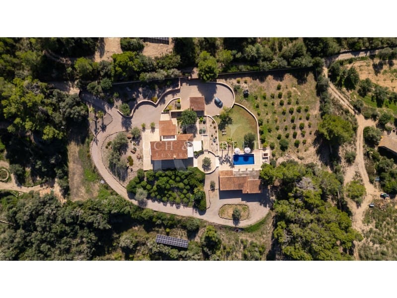 5 soveværelse Finca/Landehus til salg i Manacor med swimmingpool garage - € 3.000.000 (Ref: 7866378)