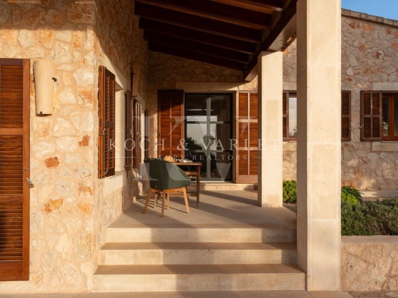 5 soveværelse Finca/Landehus til salg i Manacor med swimmingpool garage - € 3.000.000 (Ref: 7866378)