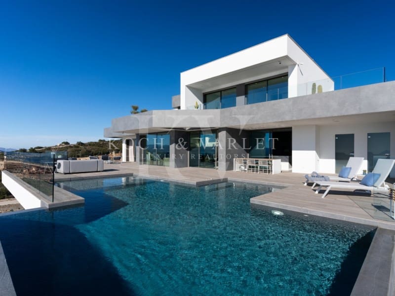 4 soveværelse Villa til salg i Cumbre del Sol med swimmingpool garage - € 2.950.000 (Ref: 8097109)