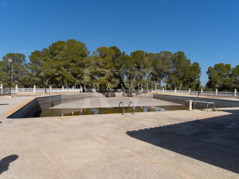 15 makuuhuone Maalaistalo myytävänä paikassa Torrevieja mukana uima-altaan 
autotalli - 15 000 000 € (Ref: 8134169)